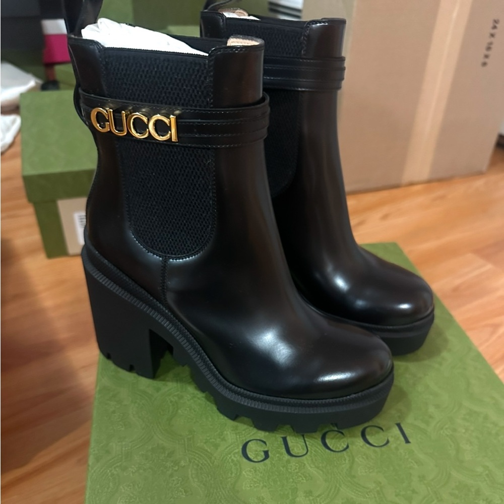 Gucci women's boot